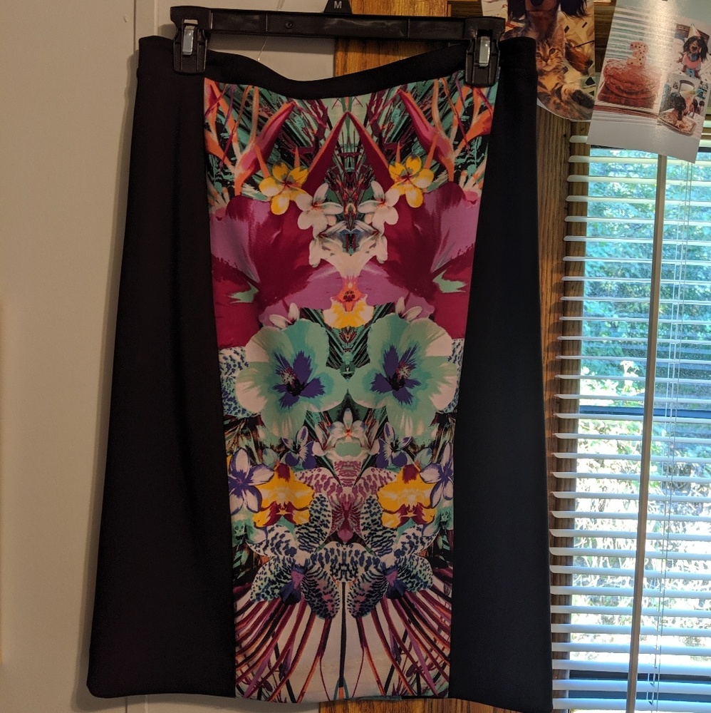 Flora pencil skirt